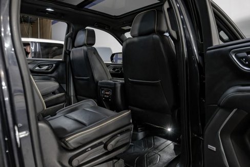 Used 2022 Chevrolet Suburban Premier image 42