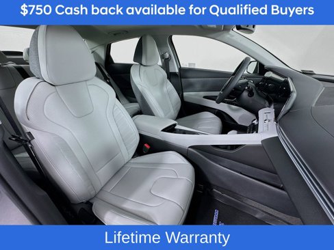 New 2025 Hyundai Elantra Limited image 30