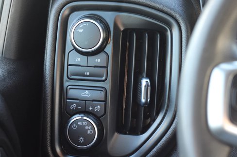 Used 2022 Chevrolet Silverado 2500 Custom w/ Custom Convenience Package image 20