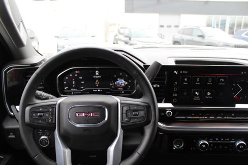 Used 2024 GMC Sierra 1500 SLT image 21