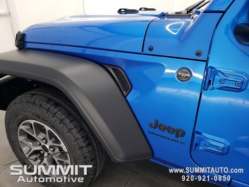 New 2024 Jeep Wrangler Sport S image 30