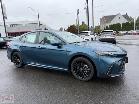 New 2026 Toyota Camry SE image 1