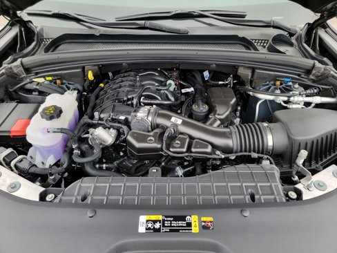 New 2025 Jeep Grand Cherokee Overland w/ Luxury Tech Group IV image 38