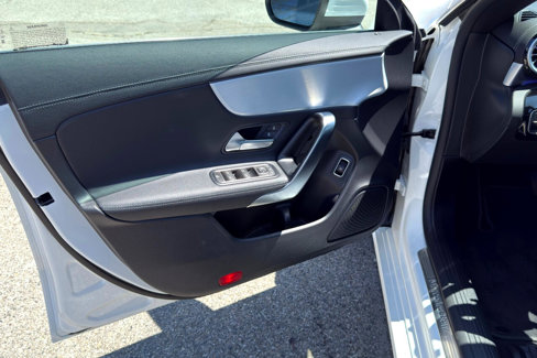 Used 2022 Mercedes-Benz CLA 250 image 20