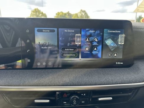 New 2026 Nissan Kicks SV w/ SV Premium Package image 14