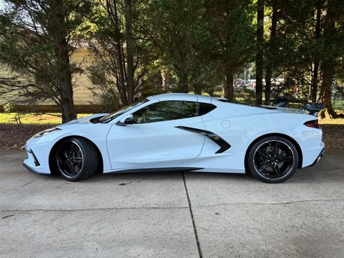 Used 2021 Chevrolet Corvette Stingray Preferred Cpe w/ Z51 Performance Package image 4