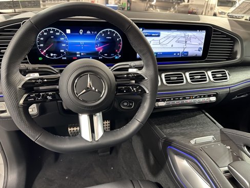 New 2026 Mercedes-Benz GLS 580 4MATIC image 6