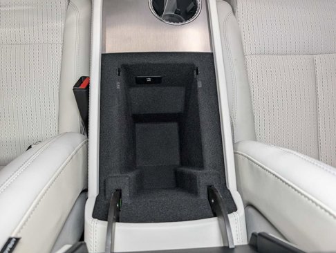 New 2026 Cadillac Vistiq Luxury w/ LPO, Floor Liner Package image 19