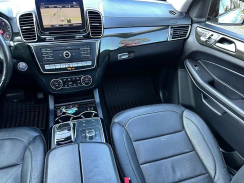Used 2018 Mercedes-Benz GLS 550 4MATIC w/ Driver Assistance Package image 13