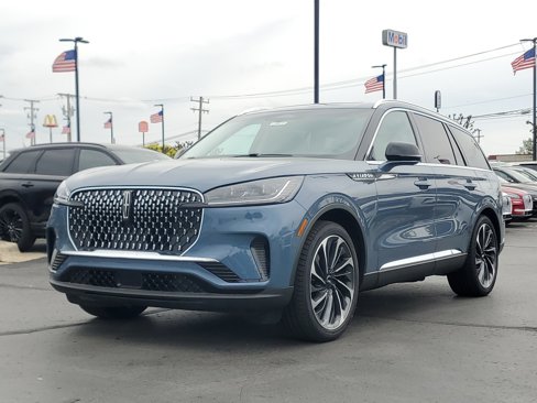 New 2025 Lincoln Aviator Reserve w/ Equipment Group 201A image 2