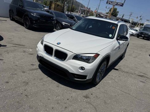 Used 2013 BMW X1 xDrive28i image 3