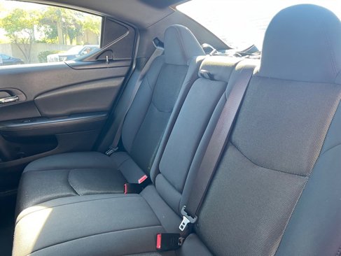 Used 2013 Dodge Avenger SXT w/ Cold Weather Group image 20