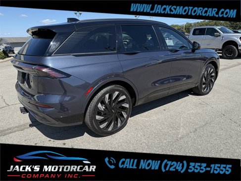 Used 2024 Lincoln Nautilus Reserve w/ Jet Appearance Package (87T) image 9
