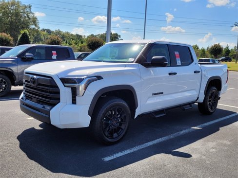 New 2026 Toyota Tundra SR5 image 3
