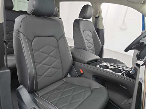 New 2026 Volkswagen Atlas SE image 10
