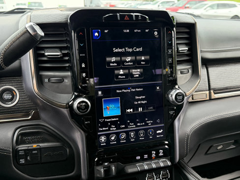 Used 2021 RAM 2500 Limited w/ Towing Technology Group image 17