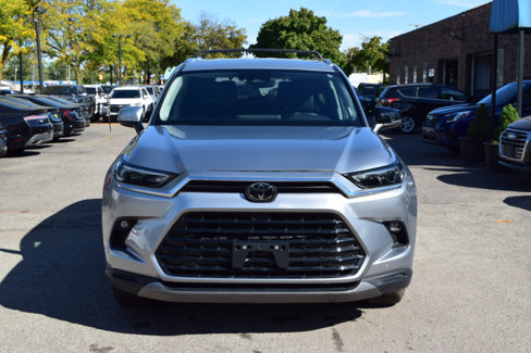 Used 2024 Toyota Grand Highlander AWD image 4