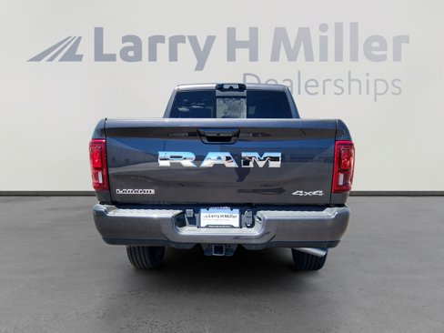 New 2025 RAM 3500 Laramie image 4