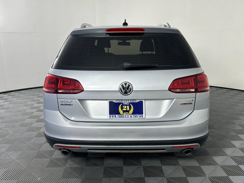 Used 2017 Volkswagen Golf Alltrack SE image 10