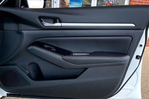 Certified 2024 Nissan Altima 2.5 SR w/ SR Premium Package image 26