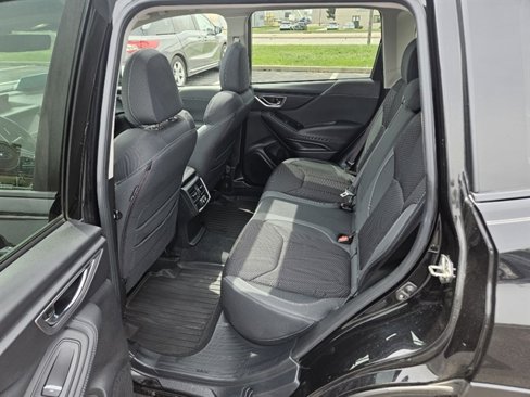 Used 2020 Subaru Forester Premium image 14