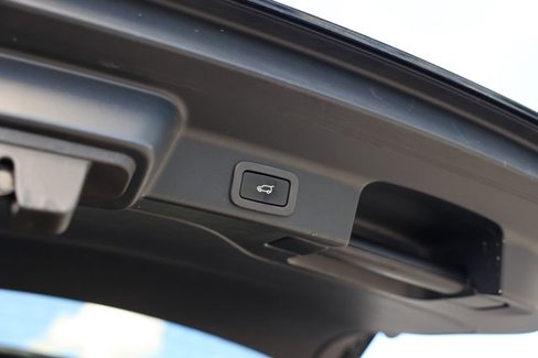 Used 2020 Jaguar F-PACE Prestige image 49