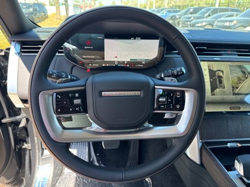 New 2025 Land Rover Range Rover SE image 25