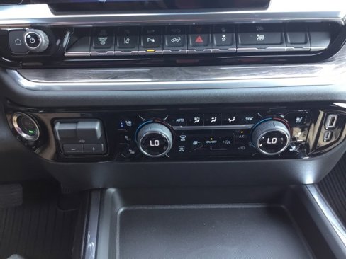 New 2025 Chevrolet Silverado 3500 LTZ w/ LTZ Premium Package image 17