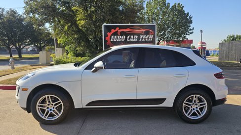 Used 2018 Porsche Macan image 2