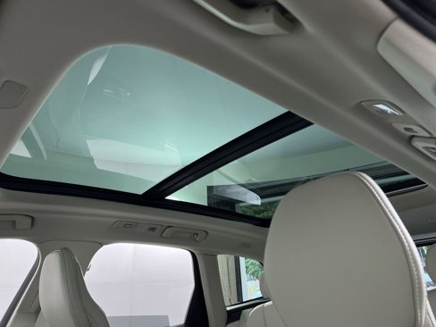 New 2026 Volvo XC60 T8 Ultra w/ Protection Package Premier image 15