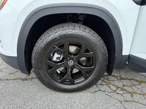 New 2025 Volkswagen Atlas Peak Edition SE image 27