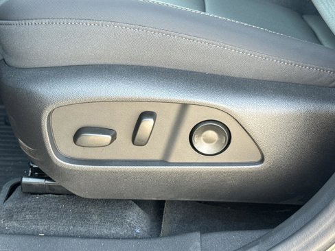 New 2026 GMC Terrain AT4 w/ Convenience Package III image 17