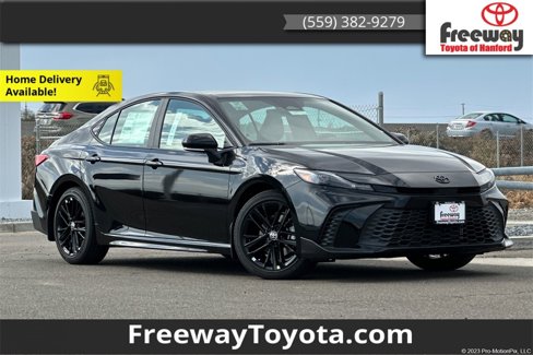 New 2026 Toyota Camry SE image 1
