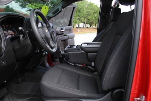 Used 2024 Chevrolet Silverado 2500 Custom w/ Custom Value Package image 27