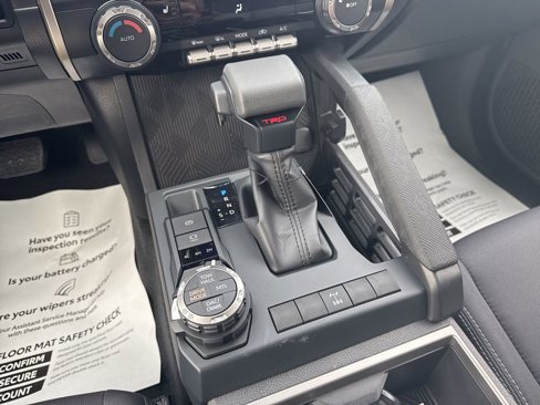 New 2025 Toyota Tacoma TRD Off-Road image 18