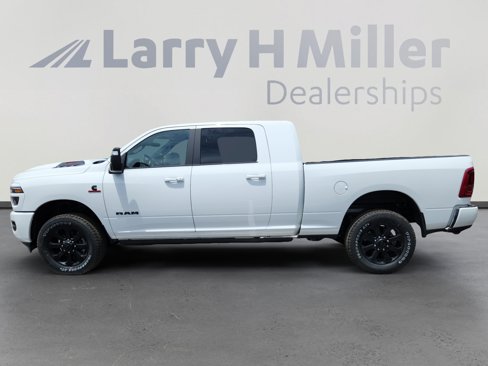 New 2025 RAM 2500 Laramie image 2