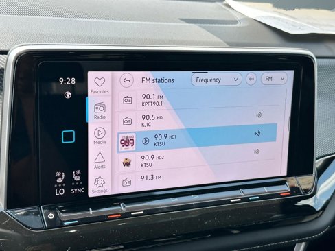 New 2026 Volkswagen Atlas Cross Sport SEL image 24