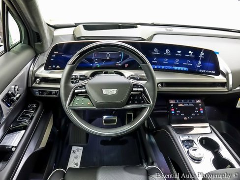 New 2026 Cadillac Vistiq Platinum w/ LPO, Floor Liner Package image 12