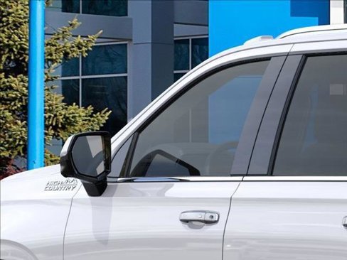 New 2025 Chevrolet Suburban High Country image 12