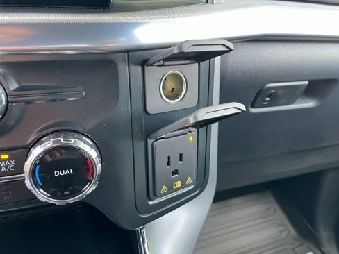 New 2025 Ford F150 Lariat image 37