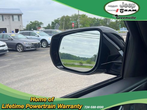 Used 2022 Jeep Grand Cherokee Overland w/ Luxury Tech Group IV image 25