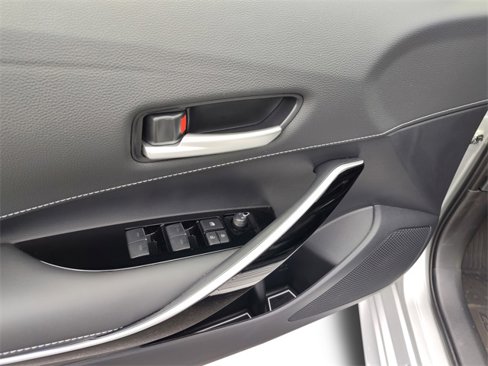 Used 2025 Toyota Corolla XSE image 19