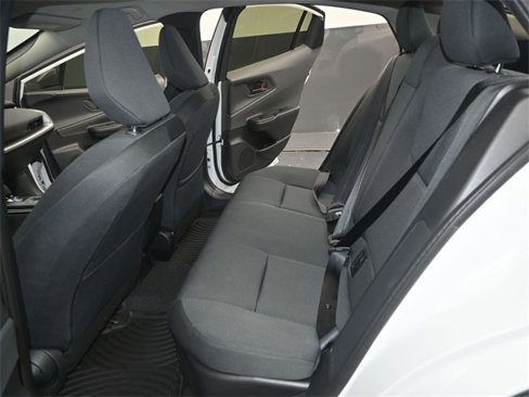 Used 2024 Toyota Prius LE image 11