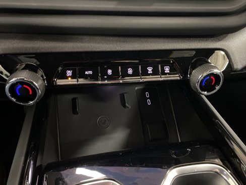 New 2026 Chevrolet Silverado EV LT image 38