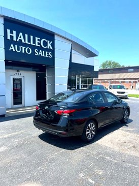 Used 2023 Nissan Versa SV image 5