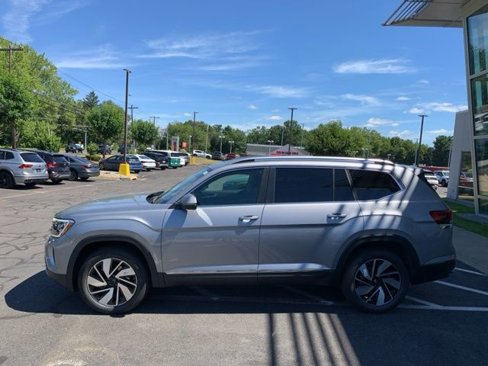 New 2025 Volkswagen Atlas SEL image 7
