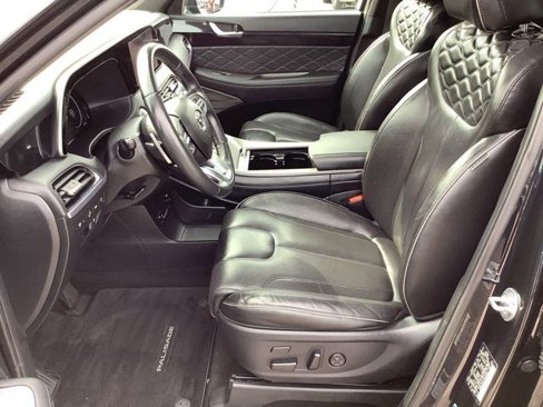 Used 2022 Hyundai Palisade Calligraphy image 9