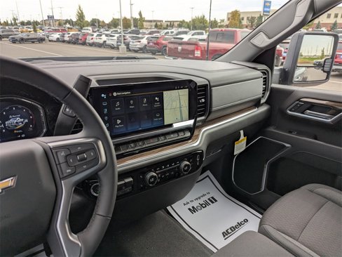 New 2026 Chevrolet Silverado 3500 LT w/ Convenience Package image 19