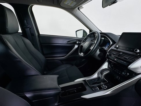 Used 2025 Mitsubishi Eclipse Cross SE image 33