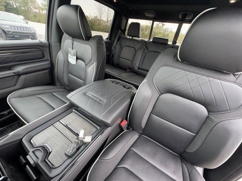 New 2025 RAM 1500 Limited image 19